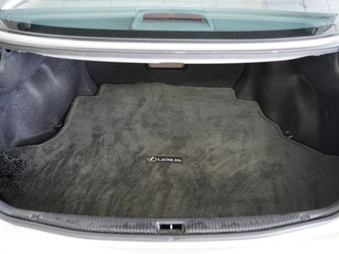 Used 2003 Lexus ES 330 4dr Sdn image 36