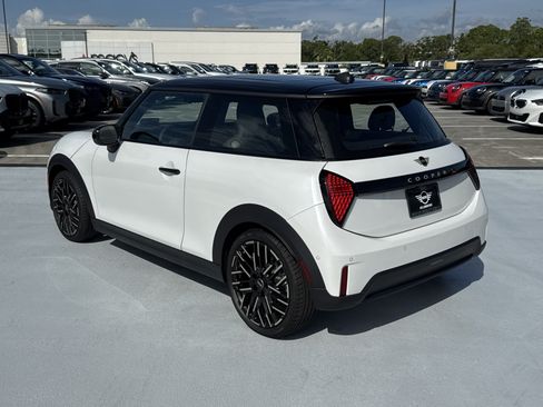 New 2026 MINI Cooper S FWD image 5