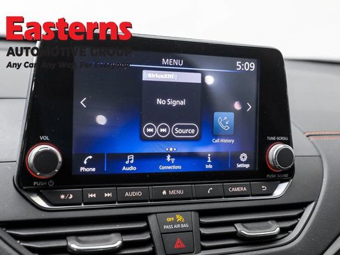 Used 2022 Nissan Altima 2.5 SR image 19