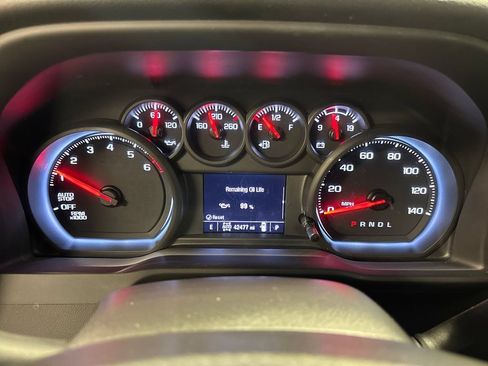 Used 2023 Chevrolet Silverado 1500 Custom Trail Boss AWD/4WD image 37