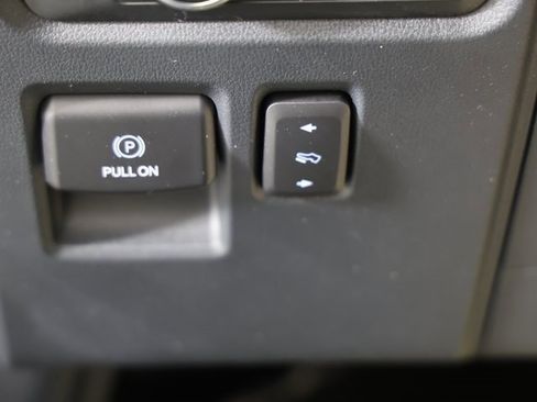 Used 2021 Ford F150 Lariat image 27