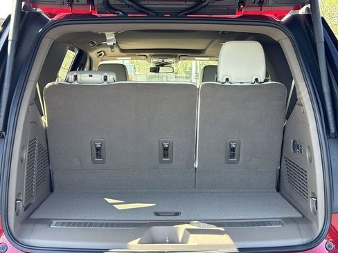 New 2026 GMC Yukon Denali w/ Sun & Power Step Package AWD/4WD image 11