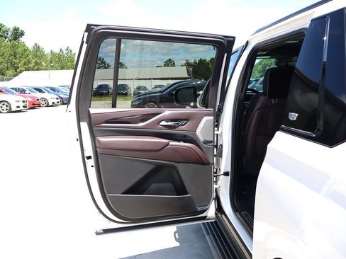 Used 2021 Cadillac Escalade ESV Sport Platinum w/ LPO, ONYX Package AWD/4WD image 84