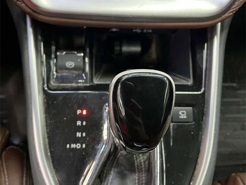 Used 2022 Subaru Outback Touring image 19