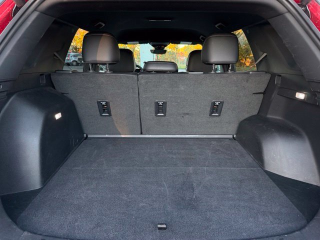 Used 2025 Chevrolet Equinox LT w/ Convenience Package II AWD/4WD image 10