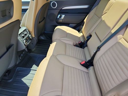 New 2026 Land Rover Discovery Dynamic SE AWD/4WD image 5