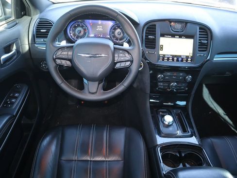 Used 2023 Chrysler 300 S image 10