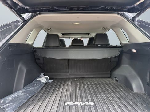 Used 2023 Toyota RAV4 XLE Premium AWD/4WD image 16