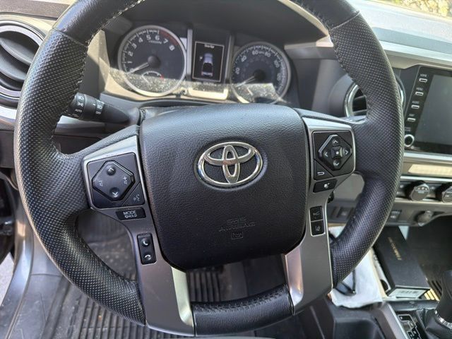 Used 2021 Toyota Tacoma SR5 RWD image 7