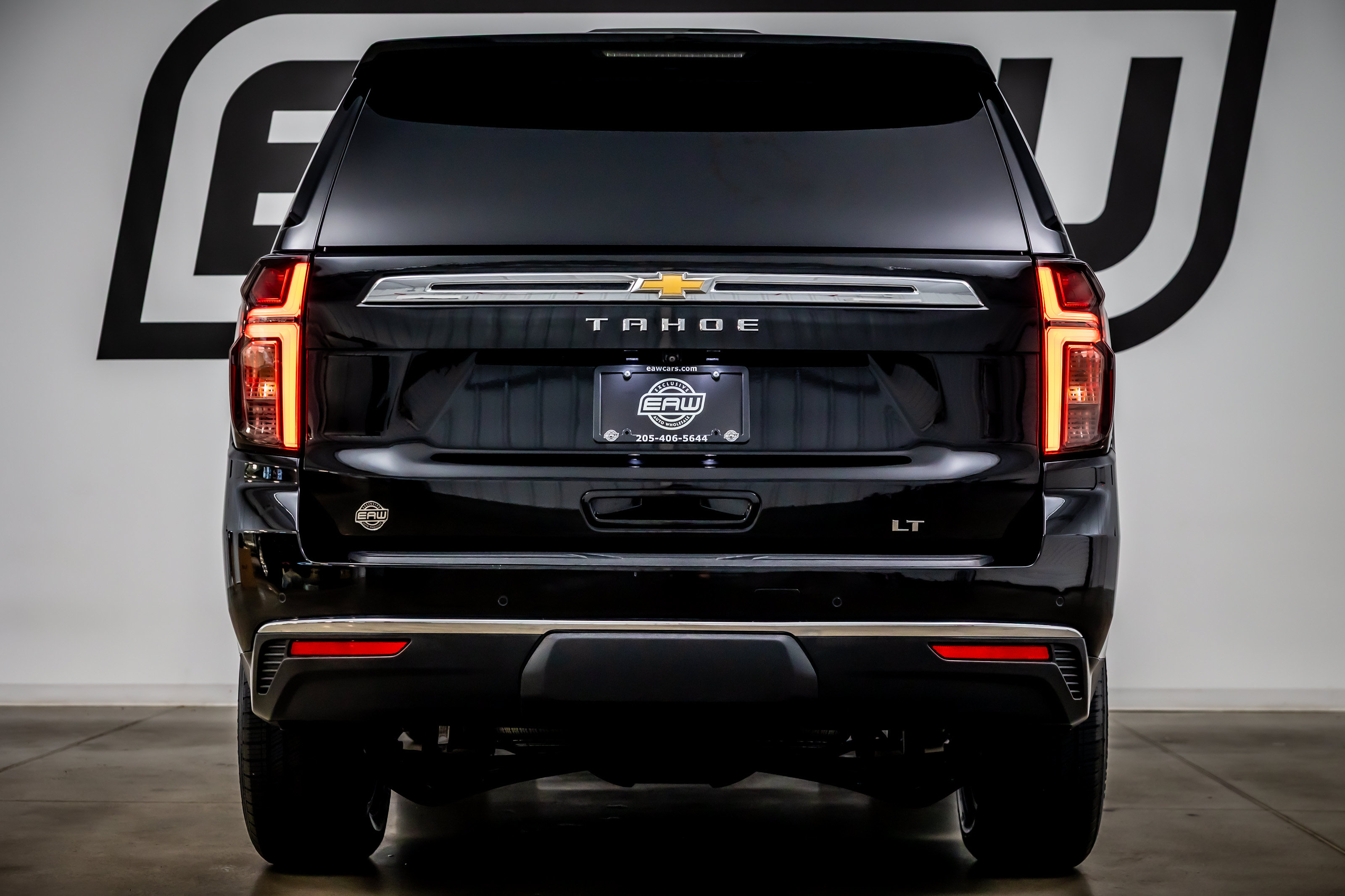 Used 2022 Chevrolet Tahoe LT w/ Luxury Package RWD image 11
