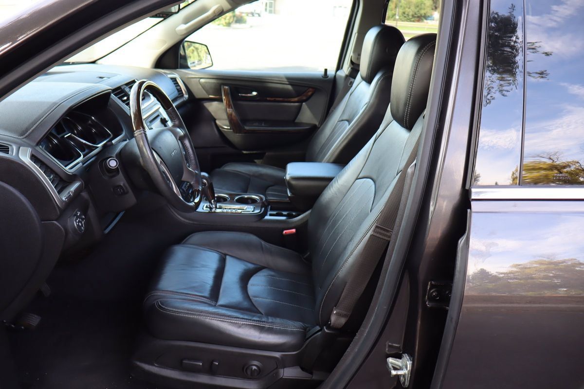 Used 2015 GMC Acadia Denali AWD/4WD image 19
