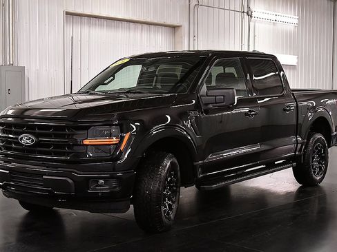 New 2026 Ford F150 XLT w/ Equipment Group 302A MID image 3