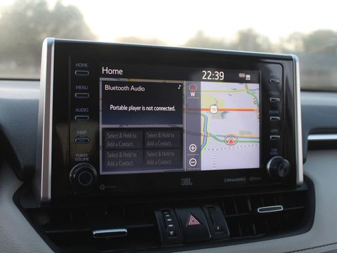 Used 2019 Toyota RAV4 Limited image 19