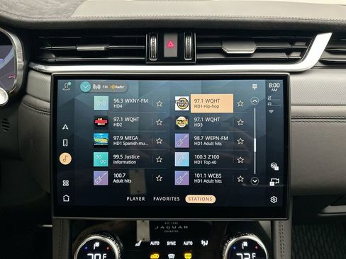 Used 2023 Jaguar F-PACE SVR image 15