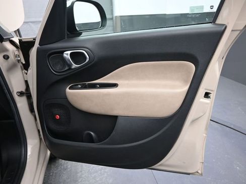 Used 2014 FIAT 500L Lounge image 28