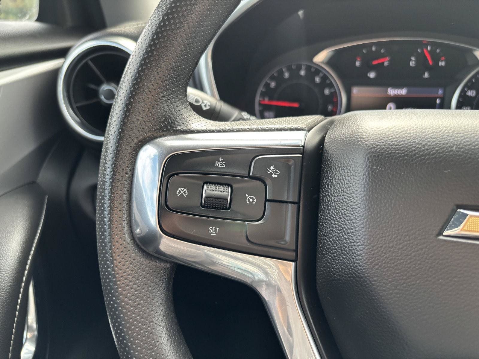 Used 2023 Chevrolet Blazer LT w/ Convenience Package FWD image 17