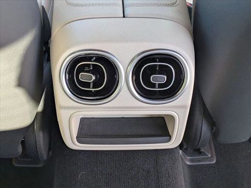 Certified 2023 Mercedes-Benz C 300 4MATIC Sedan image 17