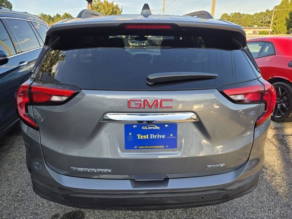 Used 2020 GMC Terrain SLE w/ Driver Convenience Package AWD/4WD image 8