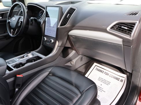 Used 2021 Ford Edge SEL image 8