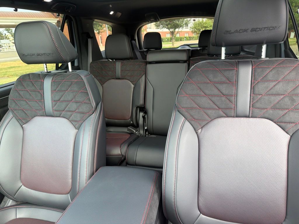 New 2026 Honda Pilot Black Edition image 25