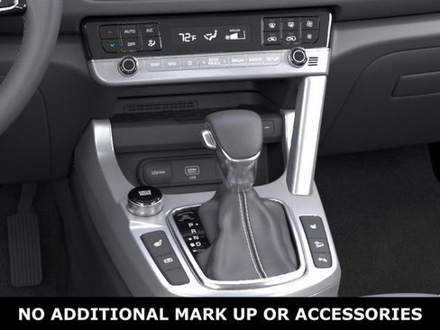 New 2026 Kia Seltos EX FWD image 23