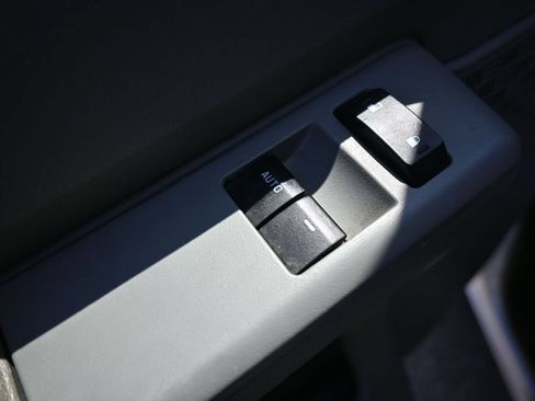 Used 2022 Ford E-350 and Econoline 350 Super Duty w/ Power Windows & Locks Group RWD image 6