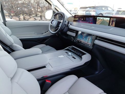 New 2026 Lincoln Navigator L Reserve w/ Jet Appearance Package image 39