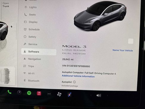 Used 2025 Tesla Model 3 Long Range AWD/4WD image 19