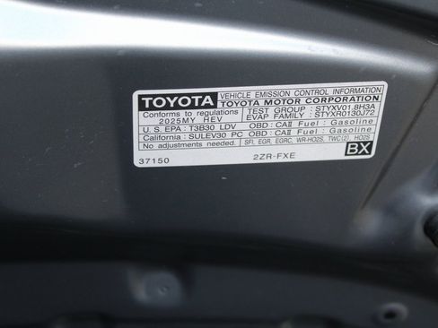 Used 2025 Toyota Corolla LE w/ LE Premium Package image 14