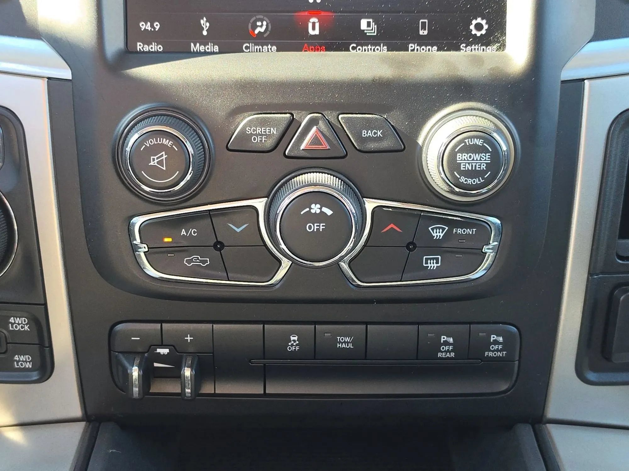 Used 2018 RAM 1500 Big Horn AWD/4WD image 21