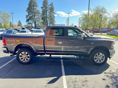 Used 2022 RAM 2500 Limited AWD/4WD image 6
