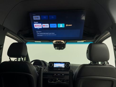 Used 2024 Mercedes-Benz Sprinter 2500 image 14