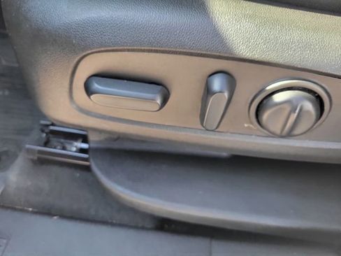 Used 2022 Chevrolet Equinox LT image 20