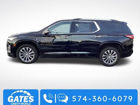 Used 2023 Chevrolet Traverse Premier image 7