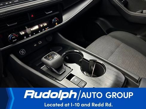 Used 2023 Nissan Rogue SV image 24