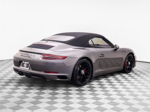 Used 2018 Porsche 911 Carrera GTS RWD image 30