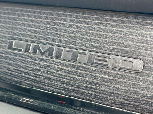 Used 2022 RAM 2500 Limited AWD/4WD image 20