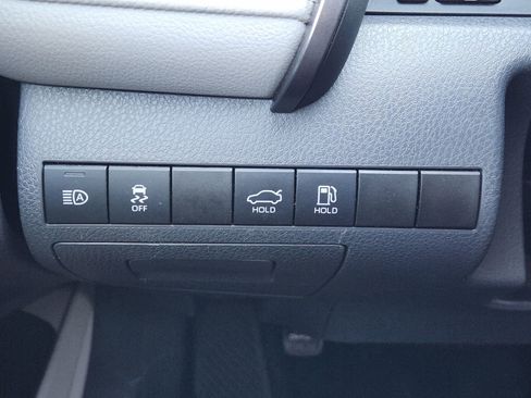 Used 2022 Toyota Camry LE image 26