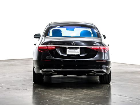 New 2025 Mercedes-Benz S 580 4MATIC Sedan image 3