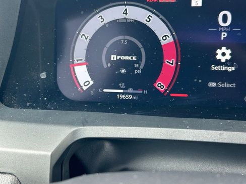 Used 2024 Toyota Tacoma TRD Off-Road AWD/4WD image 36