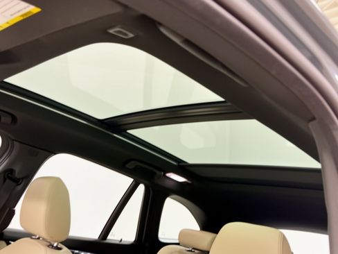 Used 2021 BMW X1 sDrive28i w/ Premium Package FWD image 27