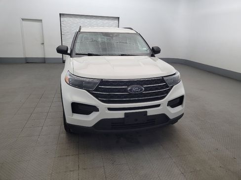 Used 2022 Ford Explorer XLT AWD/4WD image 14
