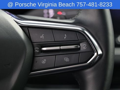 Used 2026 Chevrolet Equinox LT AWD/4WD image 36