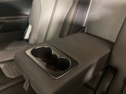 Used 2023 Kia Sorento LX image 15