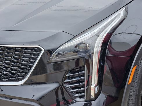 Used 2023 Cadillac XT4 Sport AWD/4WD image 10