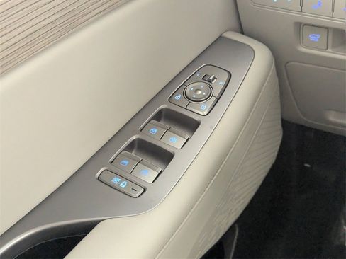 Used 2021 Hyundai Palisade SEL w/ Premium Package image 15