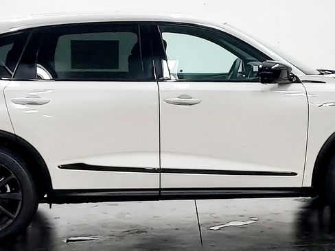 New 2026 Acura MDX A-Spec image 3