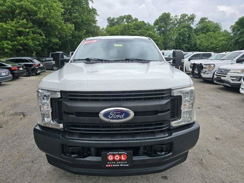 Used 2019 Ford F250 XL w/ Power Equipment Group AWD/4WD image 2