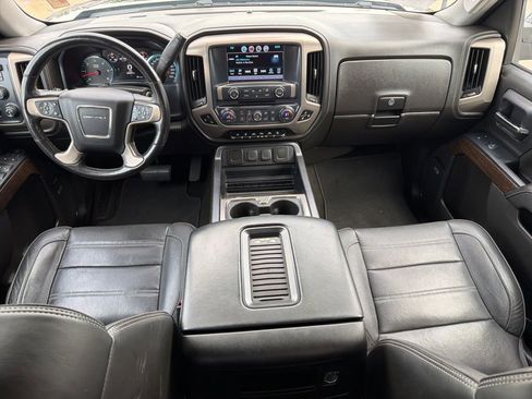 Used 2018 GMC Sierra 1500 Denali AWD/4WD image 19