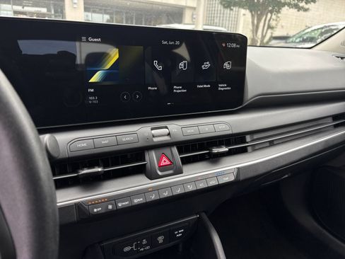Used 2025 Kia K4 FWD image 20